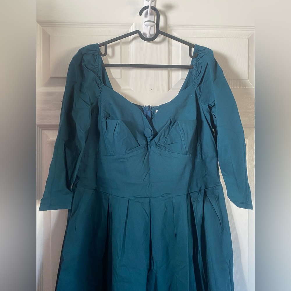 Lamar swing dress Brand:Unique Vintage   Size : woman’s size 16/1x  Color: Teal
